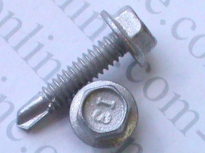 Image of hardcore extreme hex head self drilling screws wit fine thread.